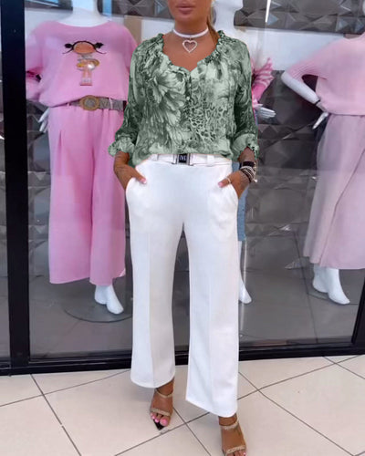 Adrienne | Blouse à col en V florale™
