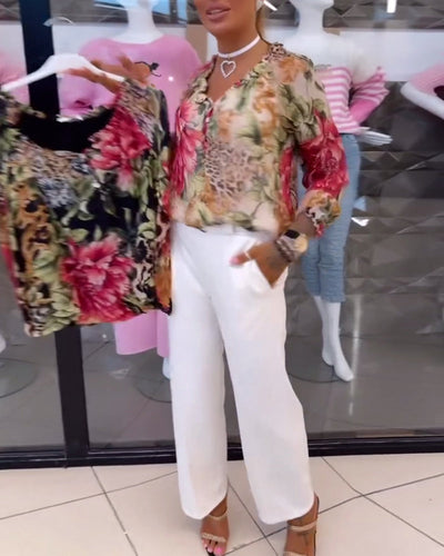 Adrienne | Blouse à col en V florale™