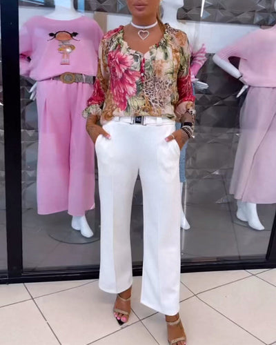 Adrienne | Blouse à col en V florale™