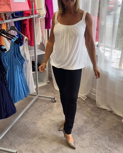 Alizée | Haut décontracté sans manches avec plissé et couleur unie™