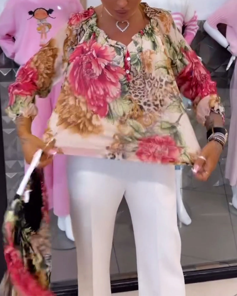 Adrienne | Blouse à col en V florale™