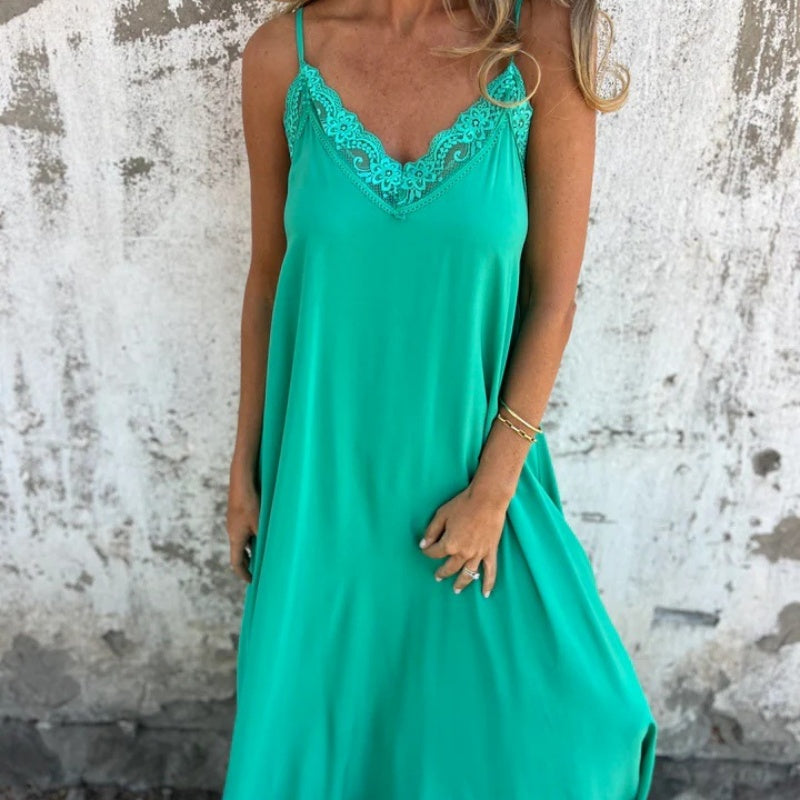 Élena | Robe Élégante à Encolure en V™